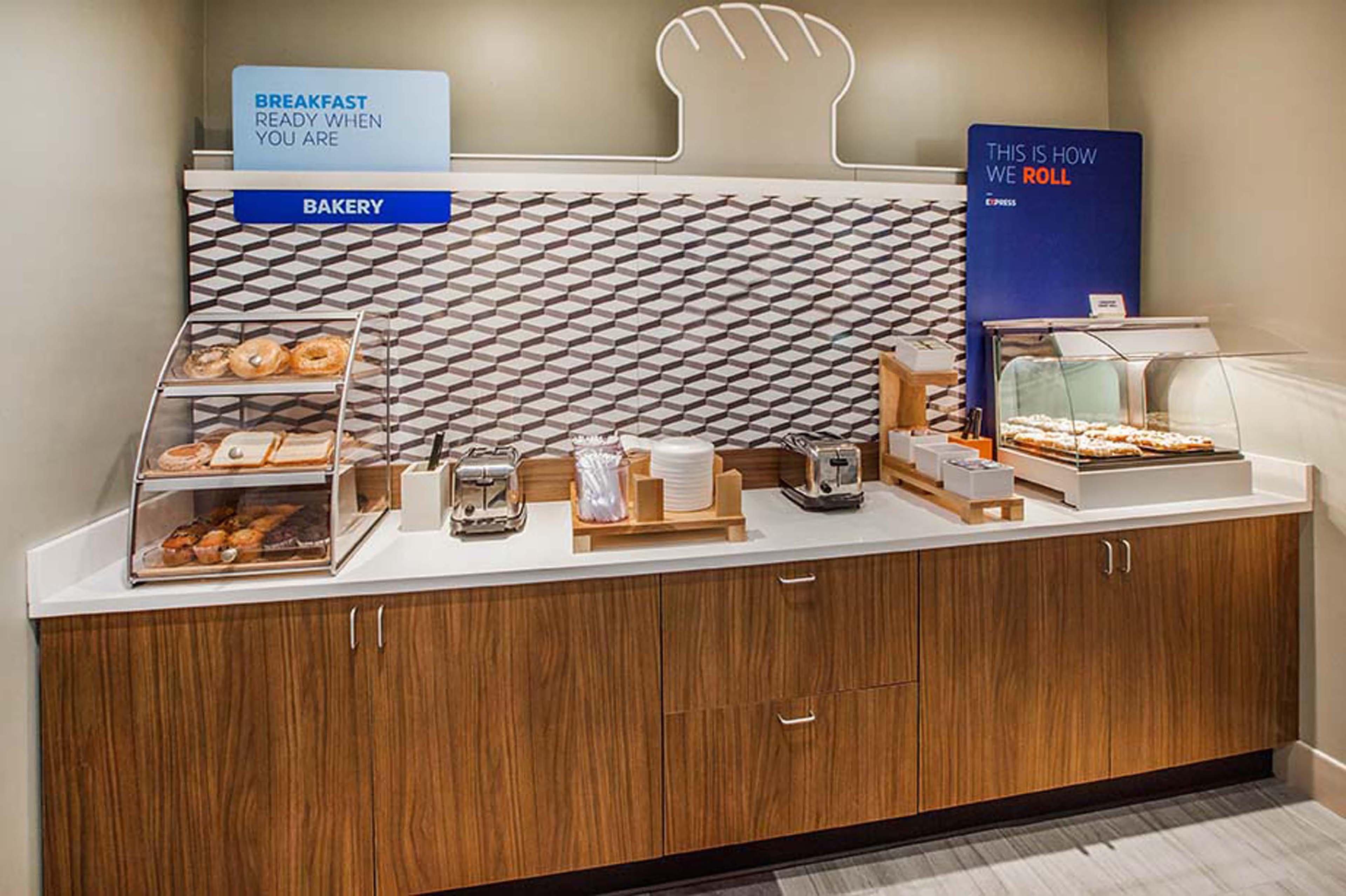 Holiday Inn Express & Suites - Bensenville - O'Hare By Ihg Exterior foto